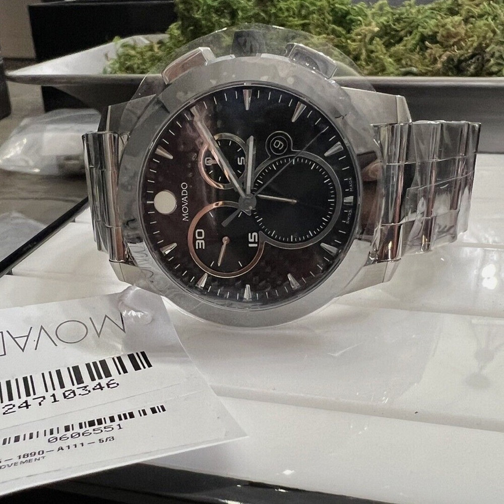 Movado 0606551 Wrist Watch for Men Retail $2495 Brand New!!!